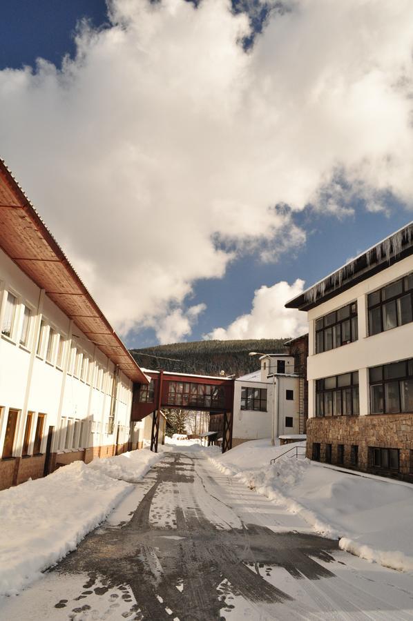 Hotel Sklarna Harrachov Exterior foto